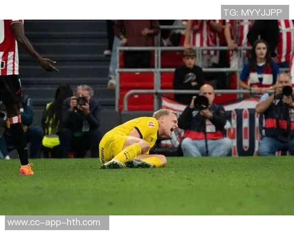 范德贝克跟腱断裂赛季报销身价骤降至200万昔日巅峰5500万令人唏嘘