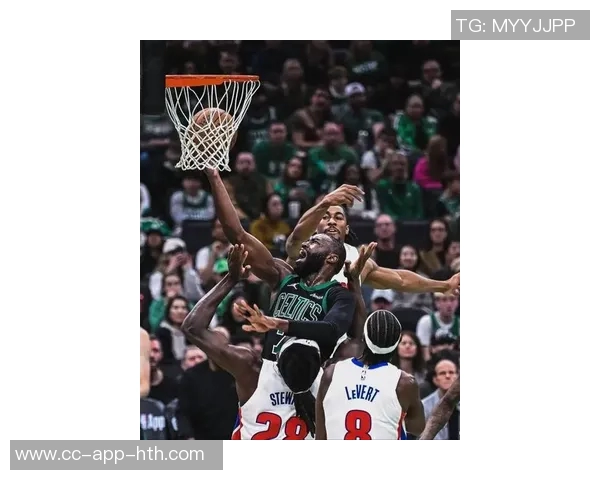 杰伦布朗谈凯尔特人大学理念努力提升球员篮球认知与赛场智慧