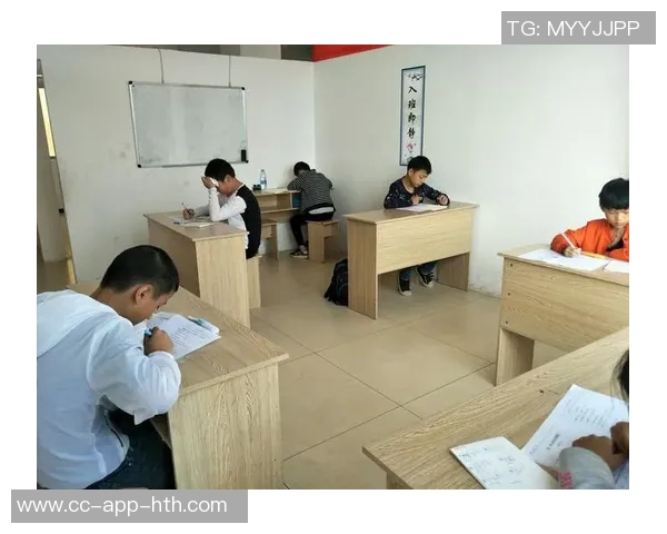 文班自信满满称今日可破脚踢卡筐篮球世界纪录引发热议