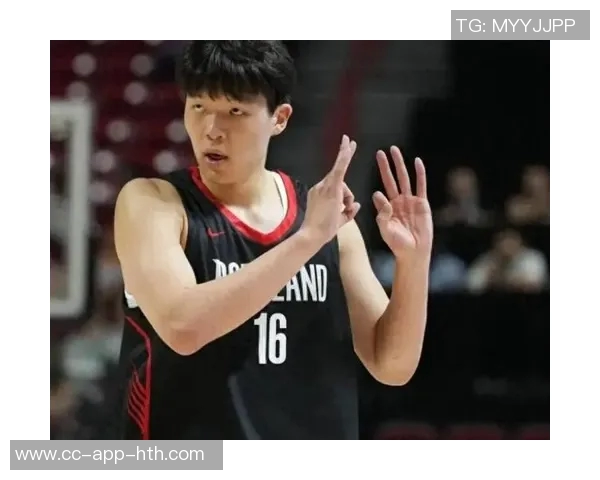 米西在比赛中表现出色抢下赛季最高14个篮板贡献10分2助攻2盖帽助力球队胜利